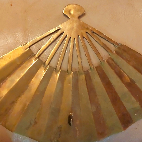 SET of 2 Vintage brass fans for wall - Picture 5 of 7